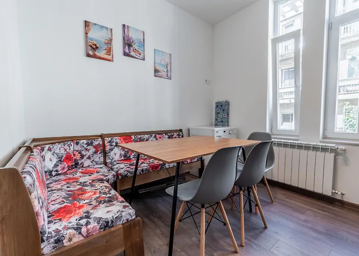 Vitoshka - R1 * София