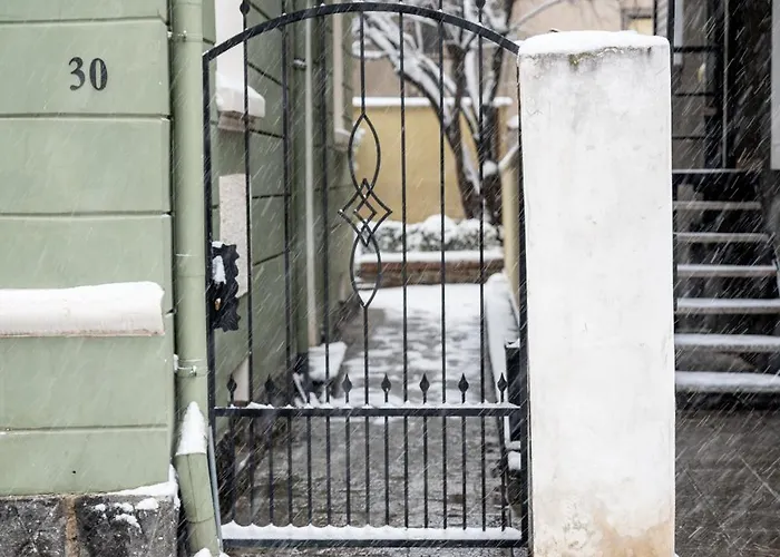 Vitoshka - R1 Къща за гости София